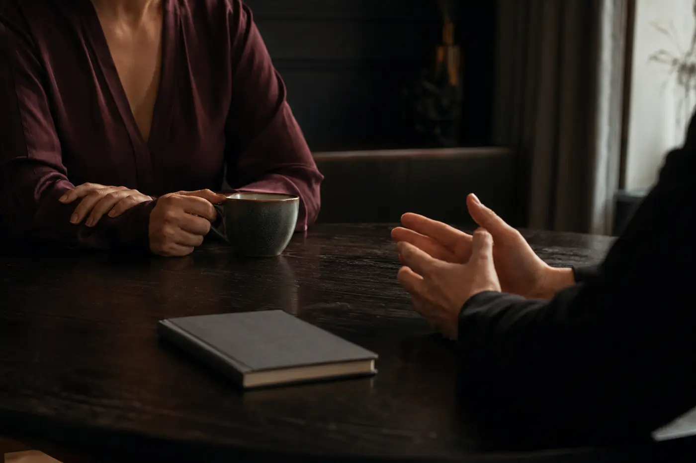 Спокойная конфиденциальная беседа перед проведением практики
